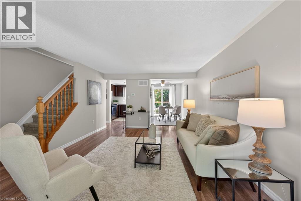 925 ELGIN Street N thumbnail 7