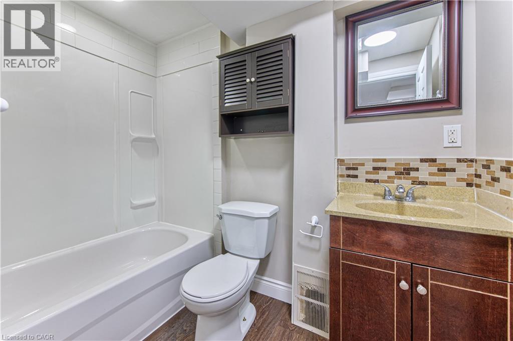 120 RALGREEN Crescent thumbnail 37