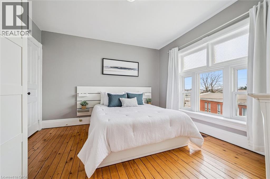 16 HAMPTON Street thumbnail 27
