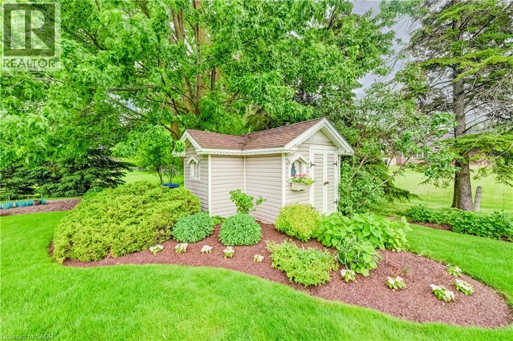11 LORRAINE Drive thumbnail 43