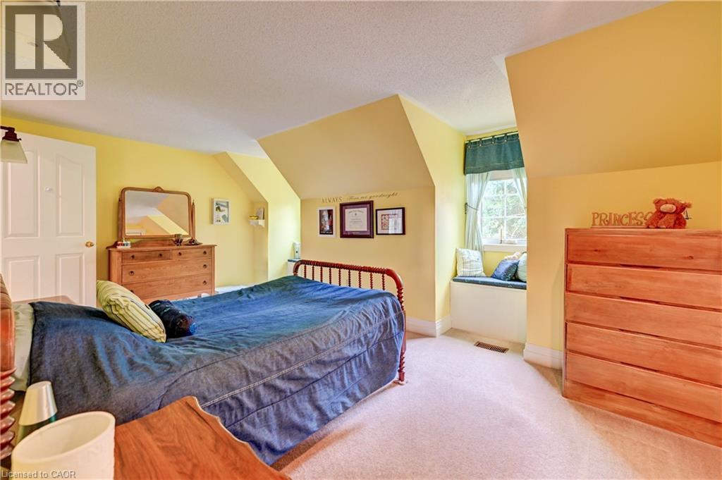 11 LORRAINE Drive thumbnail 34
