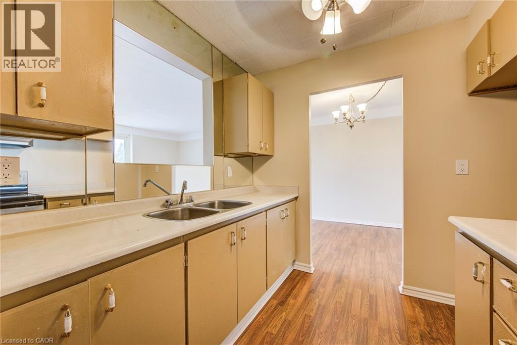 75 HAZELGLEN Drive Unit# 310 thumbnail 10
