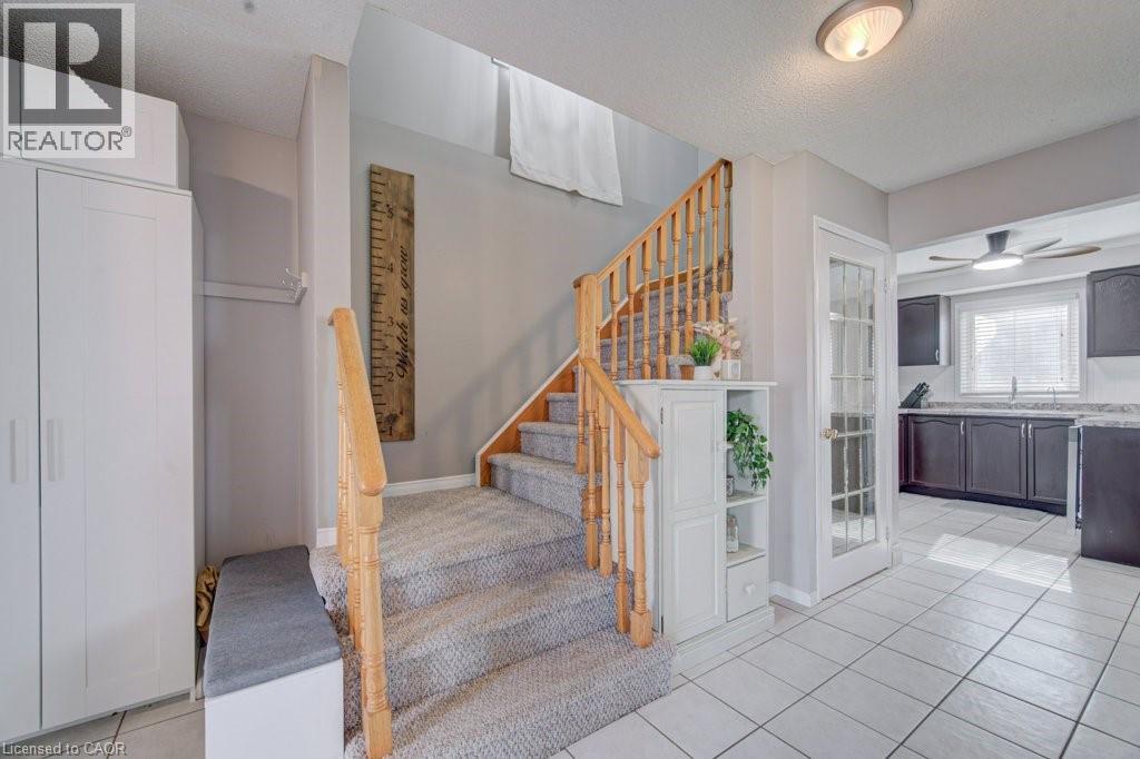 334 CHRISTOPHER Drive thumbnail 8