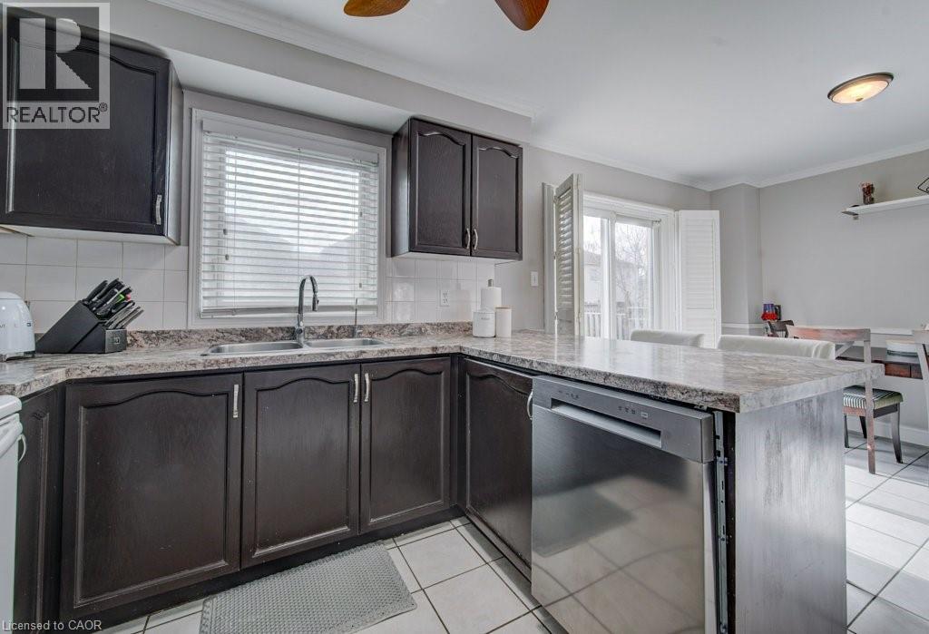 334 CHRISTOPHER Drive thumbnail 22