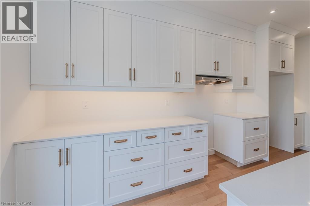 406 ROBERT WOOLNER Street thumbnail 6