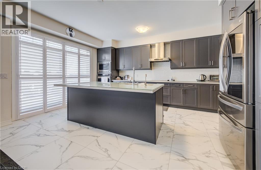 588 BECKVIEW Crescent thumbnail 13