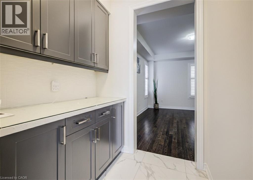 588 BECKVIEW Crescent thumbnail 15