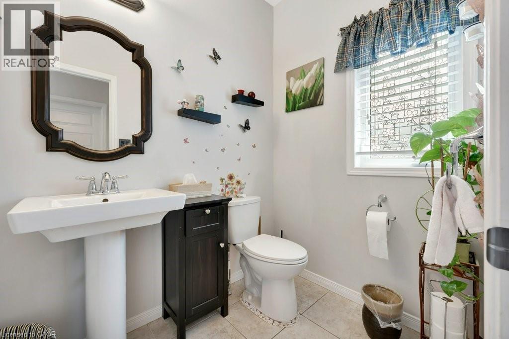 477 WOODBINE Avenue thumbnail 12