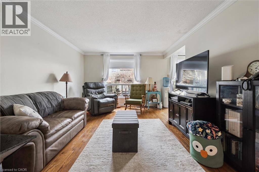 37 EDGEMERE Drive thumbnail 11