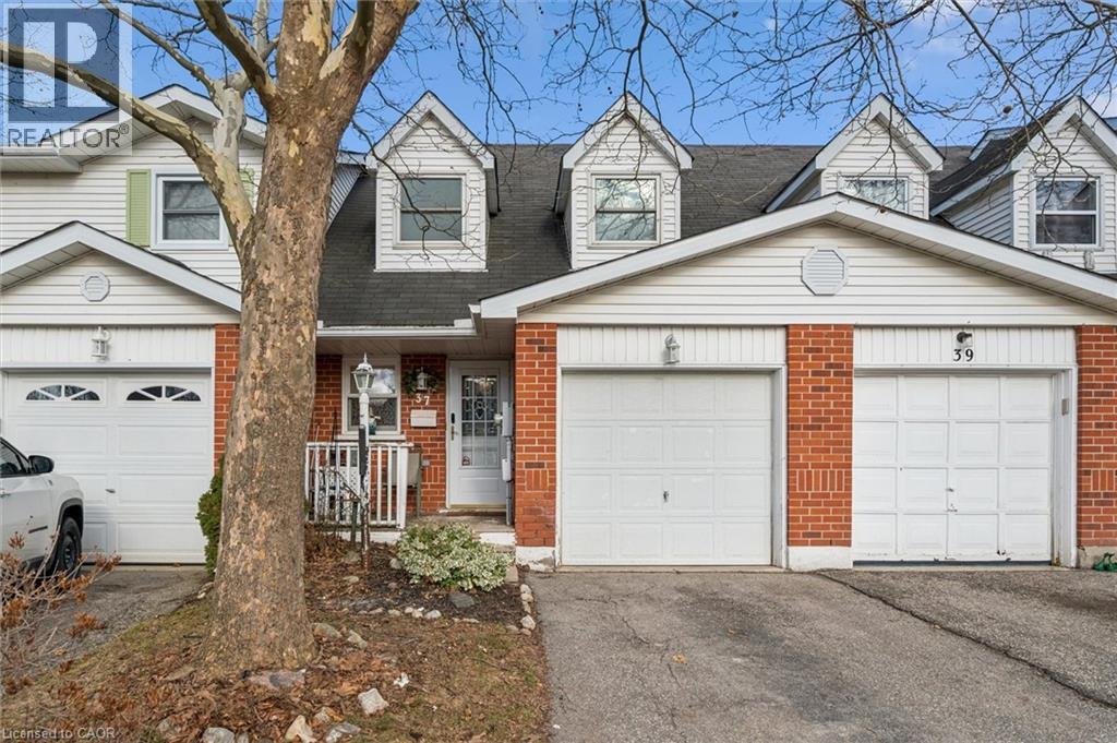 37 EDGEMERE Drive thumbnail 2