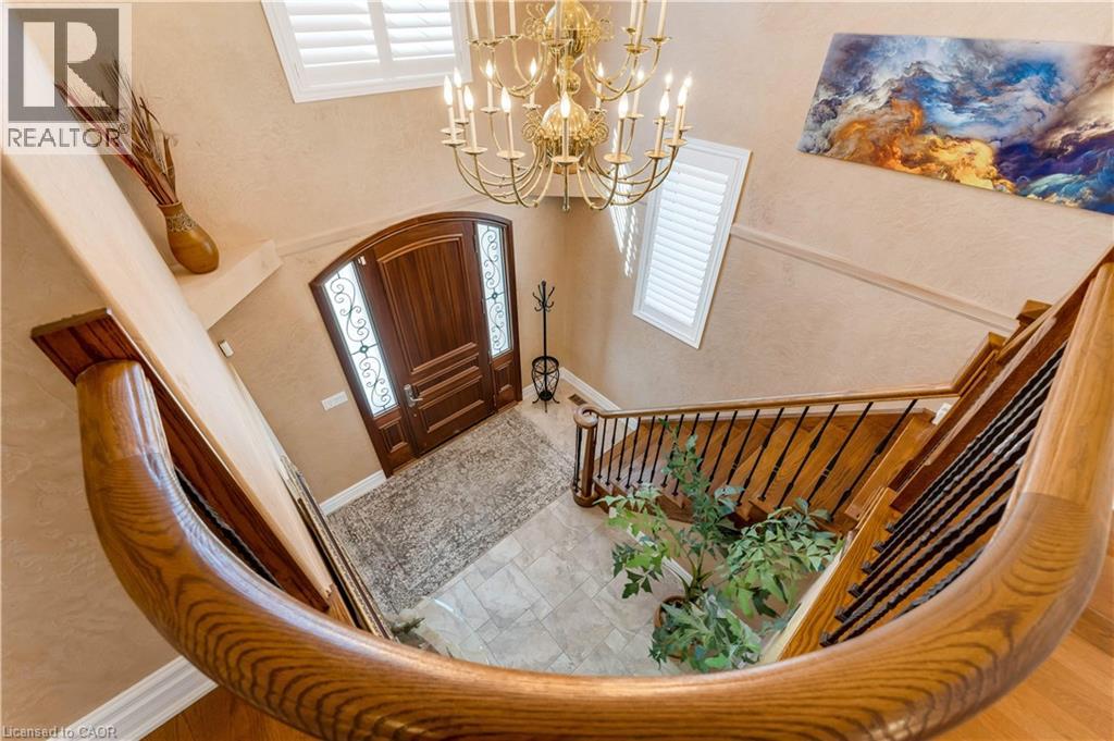 60 CHANDOS Drive thumbnail 16