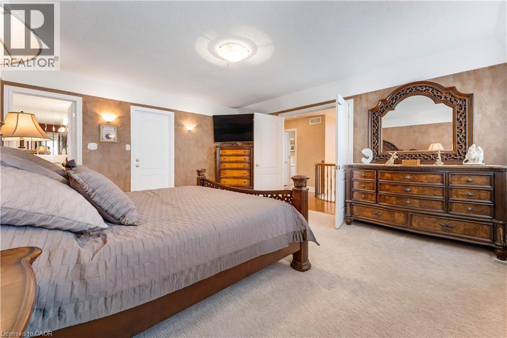 60 CHANDOS Drive thumbnail 18
