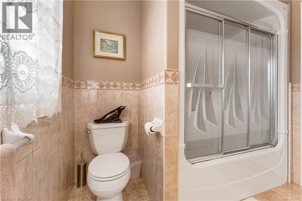 60 CHANDOS Drive thumbnail 29