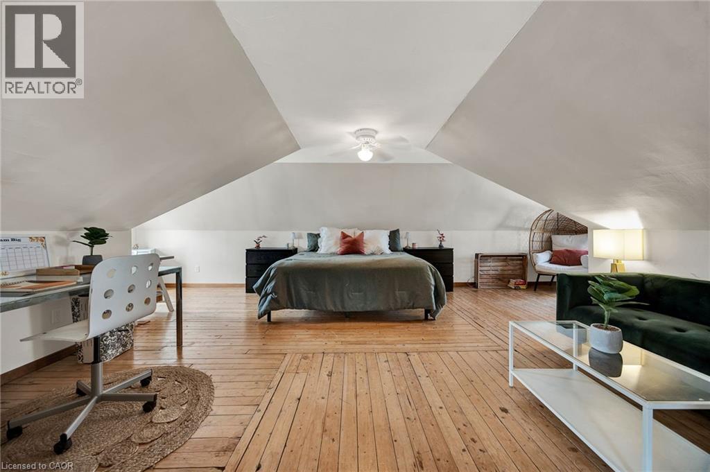 360 LUELLA Street thumbnail 14