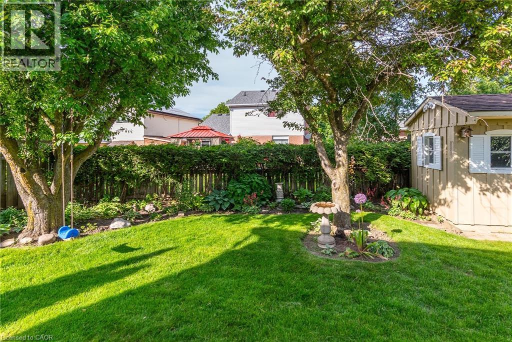 691 WESTHEIGHTS Drive thumbnail 41