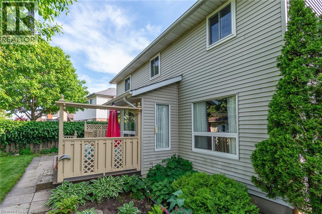 691 WESTHEIGHTS Drive thumbnail 42