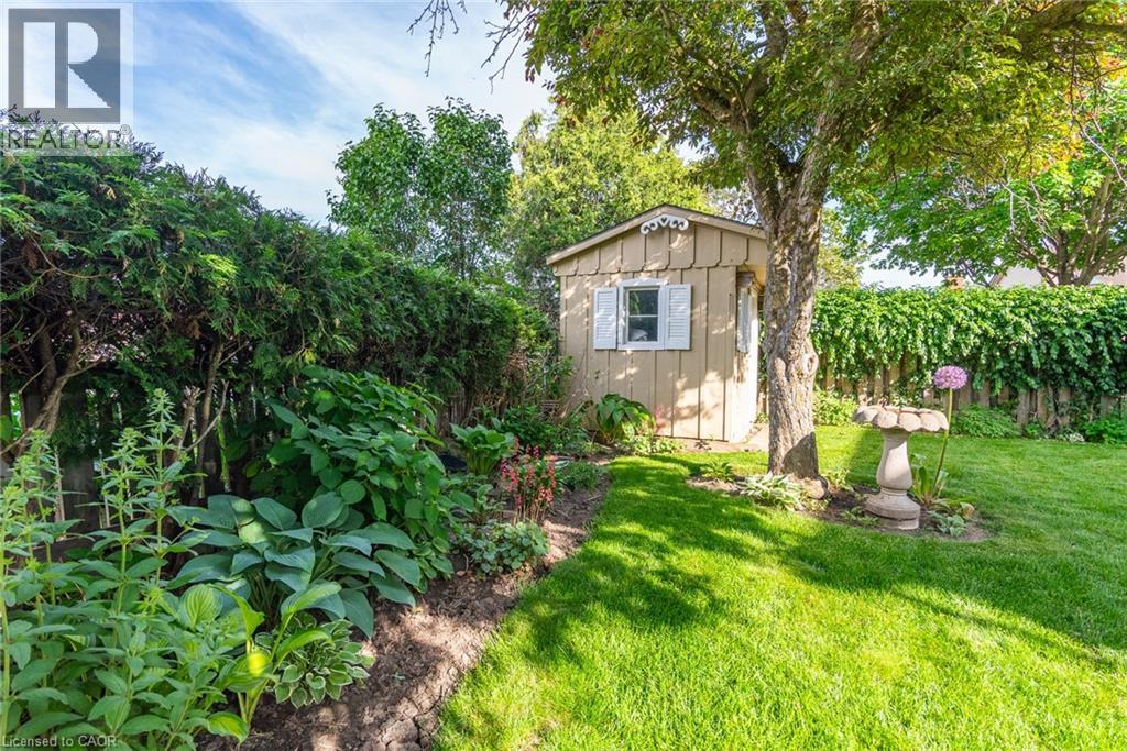 691 WESTHEIGHTS Drive thumbnail 46