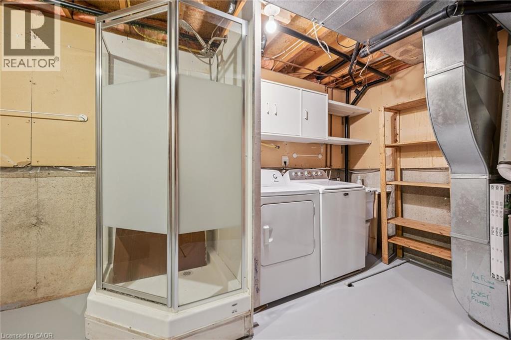 694 HIGHPOINT Avenue Unit# B thumbnail 29
