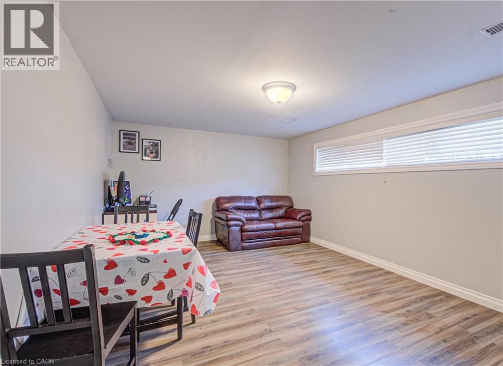 74 GLEN PARK Crescent thumbnail 31