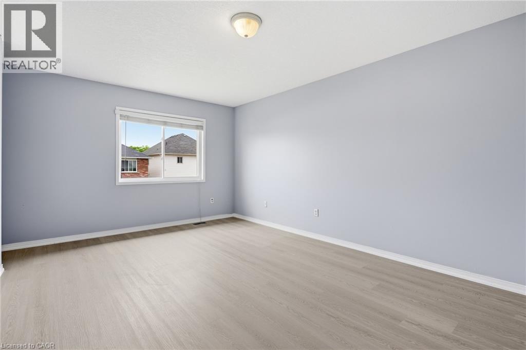 48 GRIFFITHS Avenue thumbnail 19