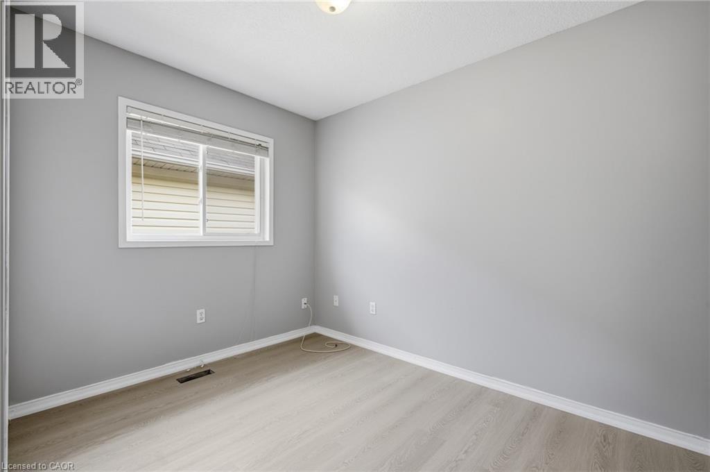 48 GRIFFITHS Avenue thumbnail 22