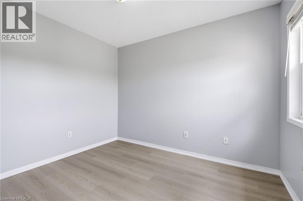 48 GRIFFITHS Avenue thumbnail 23