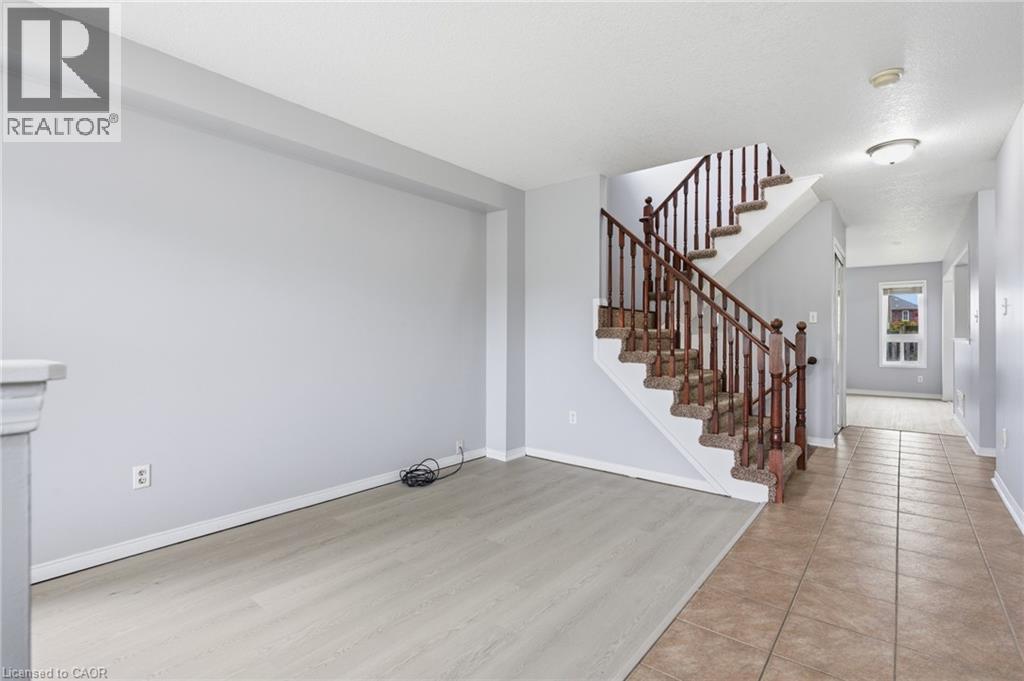 48 GRIFFITHS Avenue thumbnail 5