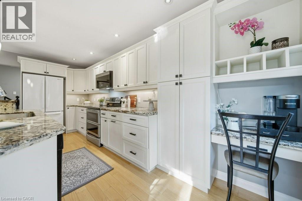 44 WINDERMERE Court thumbnail 10
