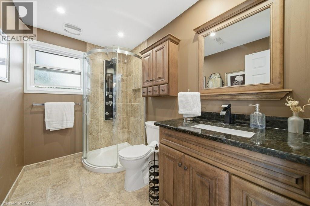 44 WINDERMERE Court thumbnail 17