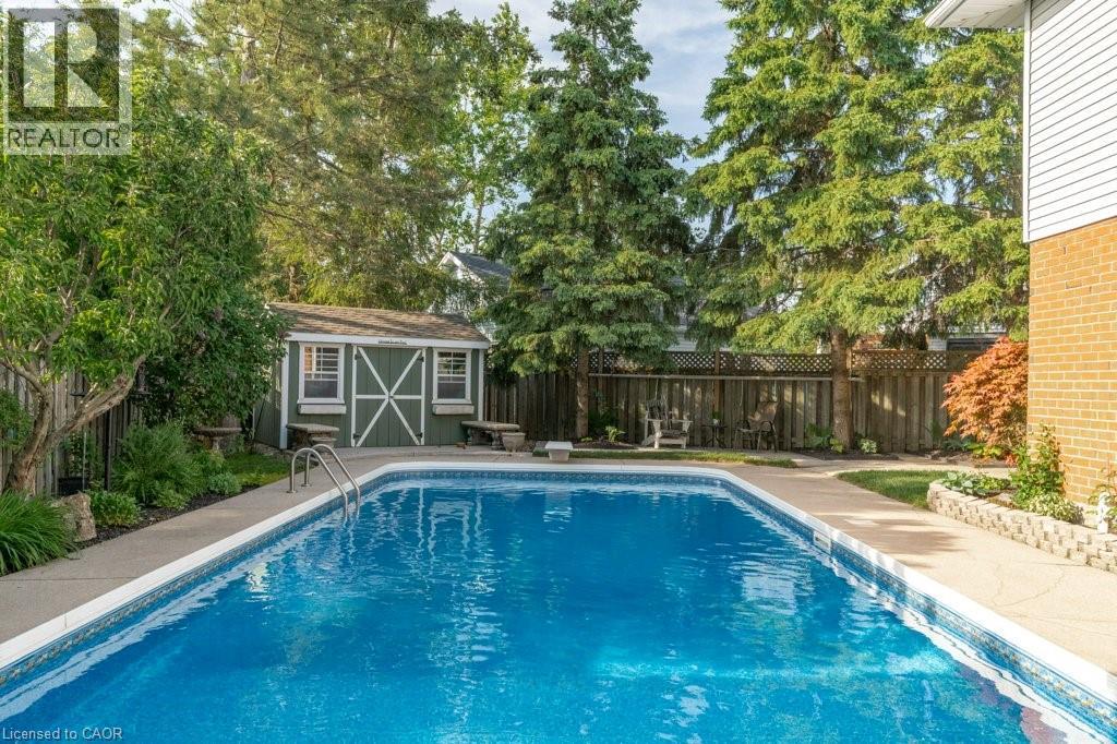44 WINDERMERE Court thumbnail 29