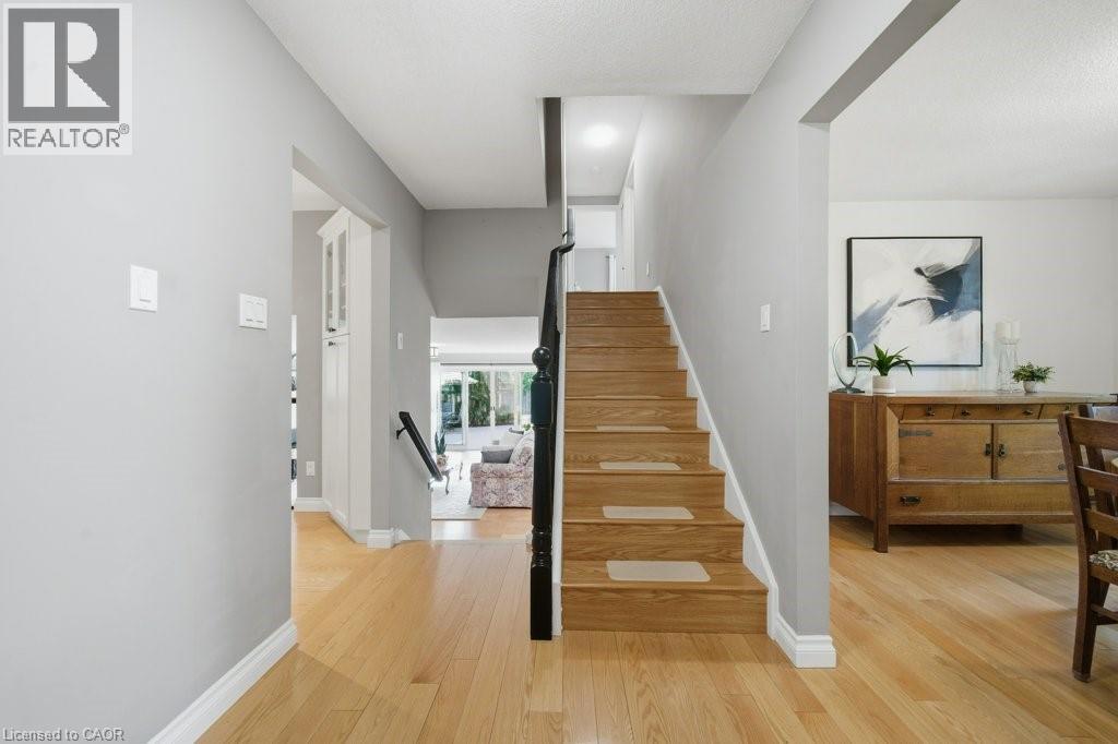 44 WINDERMERE Court thumbnail 9