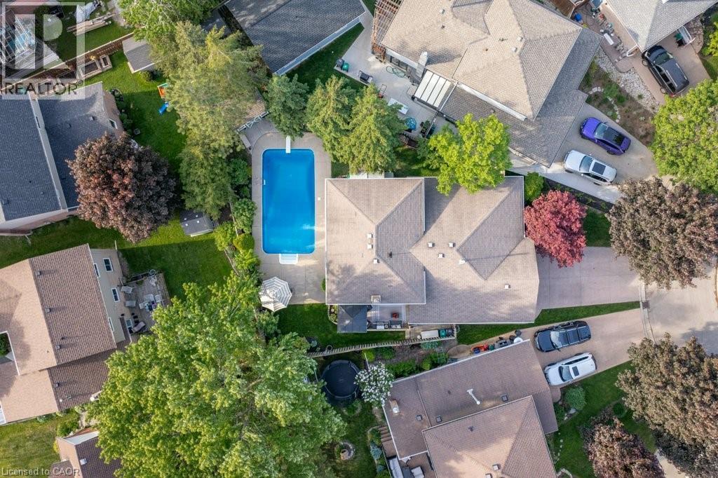 44 WINDERMERE Court thumbnail 36