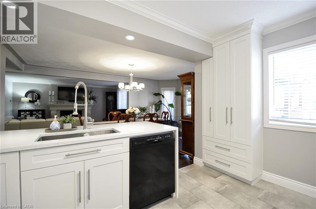 123 CRANSTON Avenue thumbnail 10