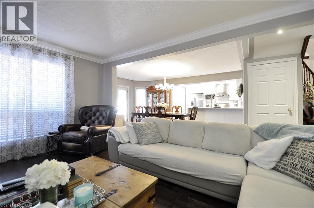 123 CRANSTON Avenue thumbnail 15