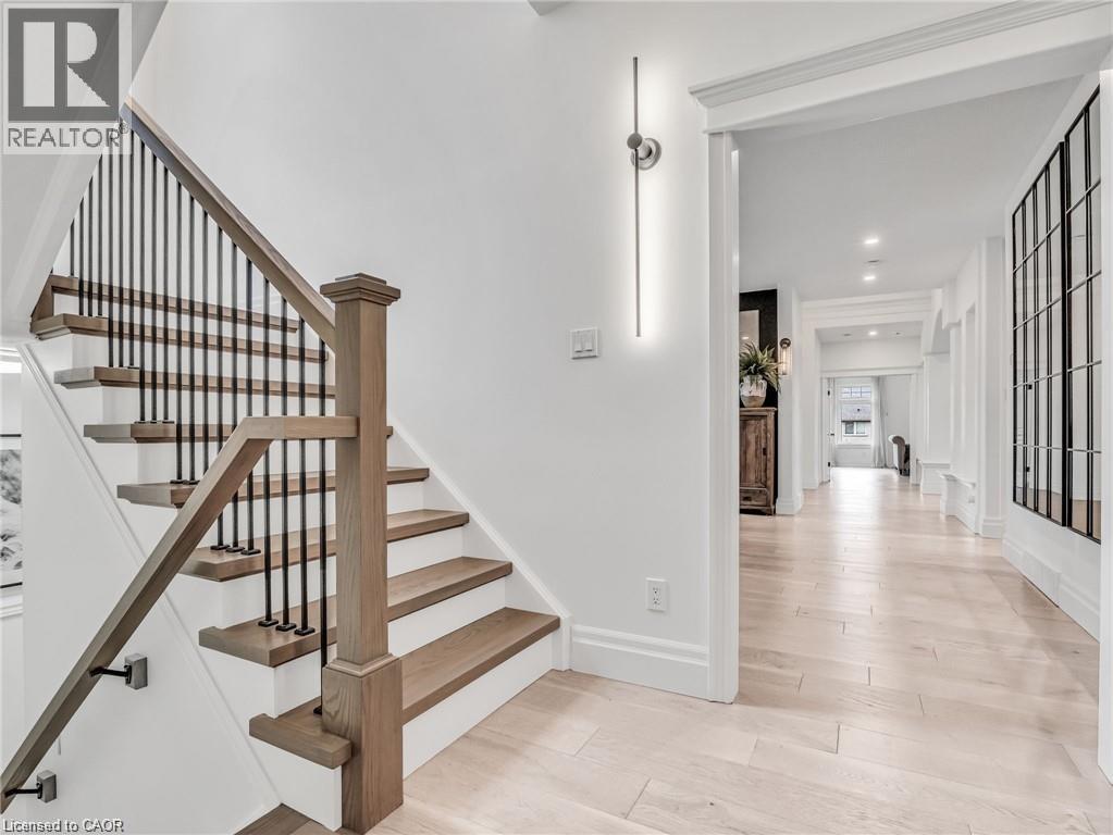 85 REINHART Place thumbnail 14