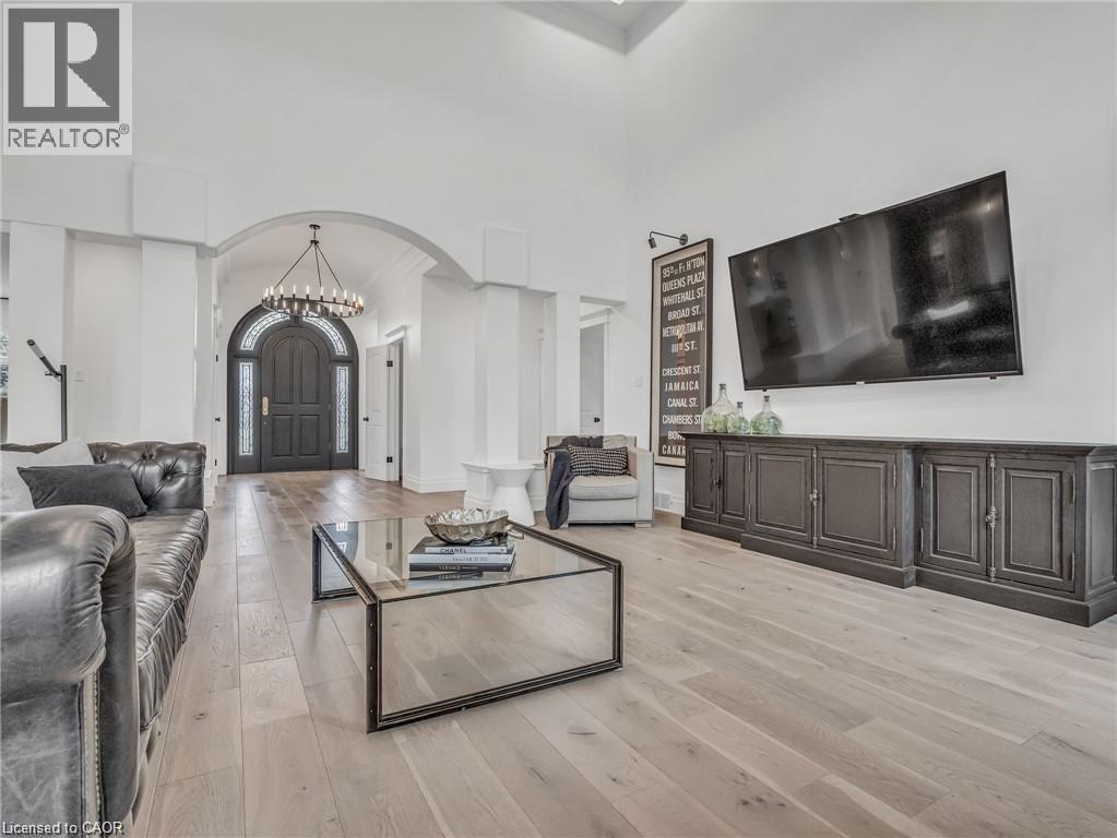 85 REINHART Place thumbnail 23