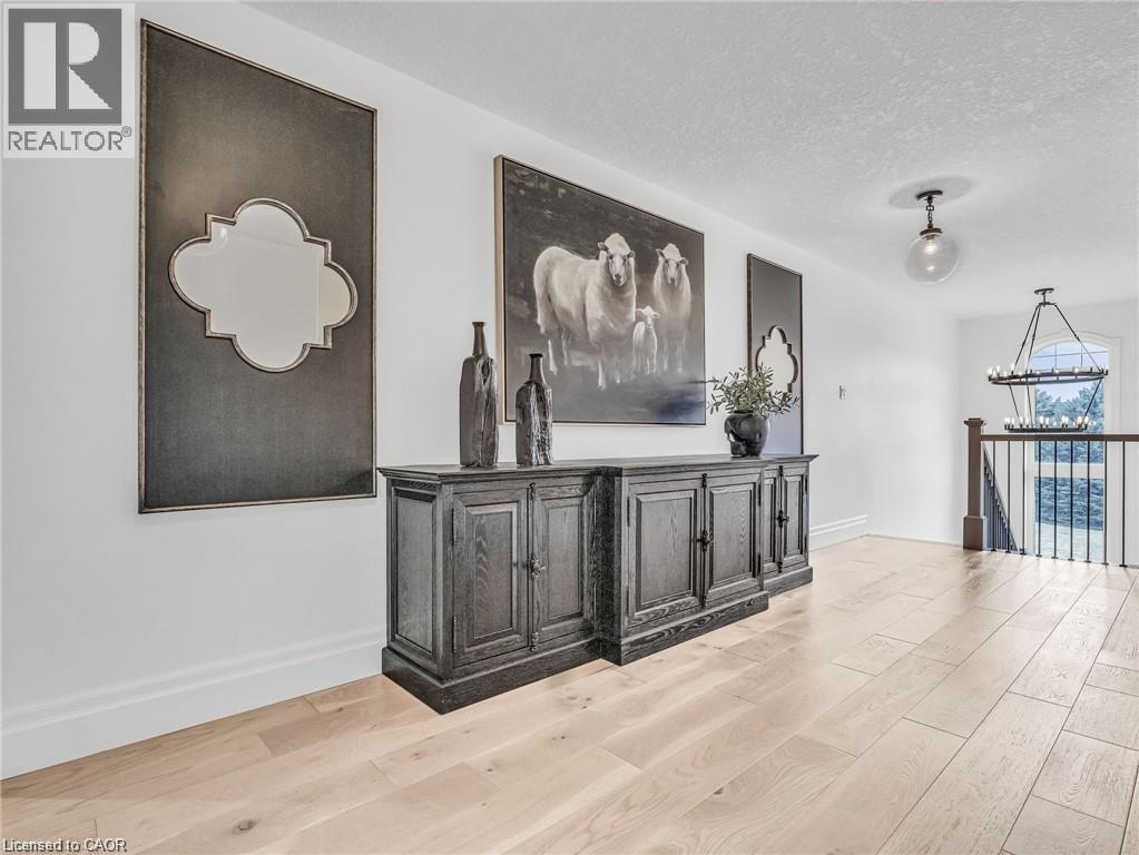 85 REINHART Place thumbnail 35