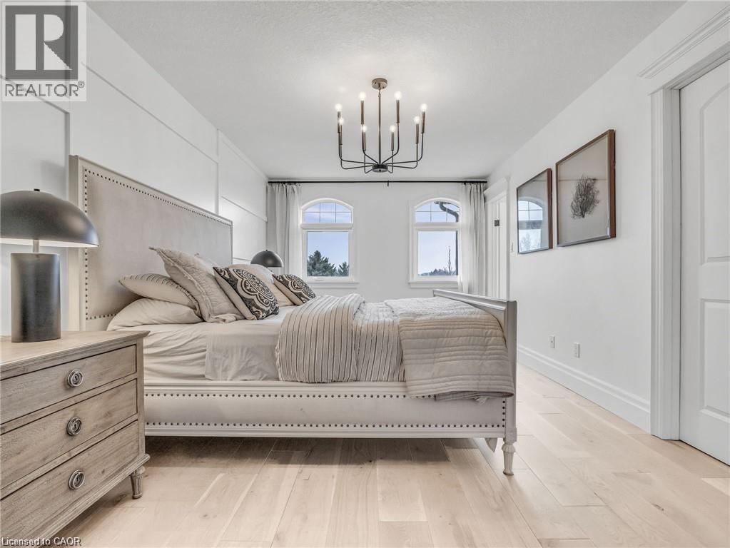 85 REINHART Place thumbnail 40