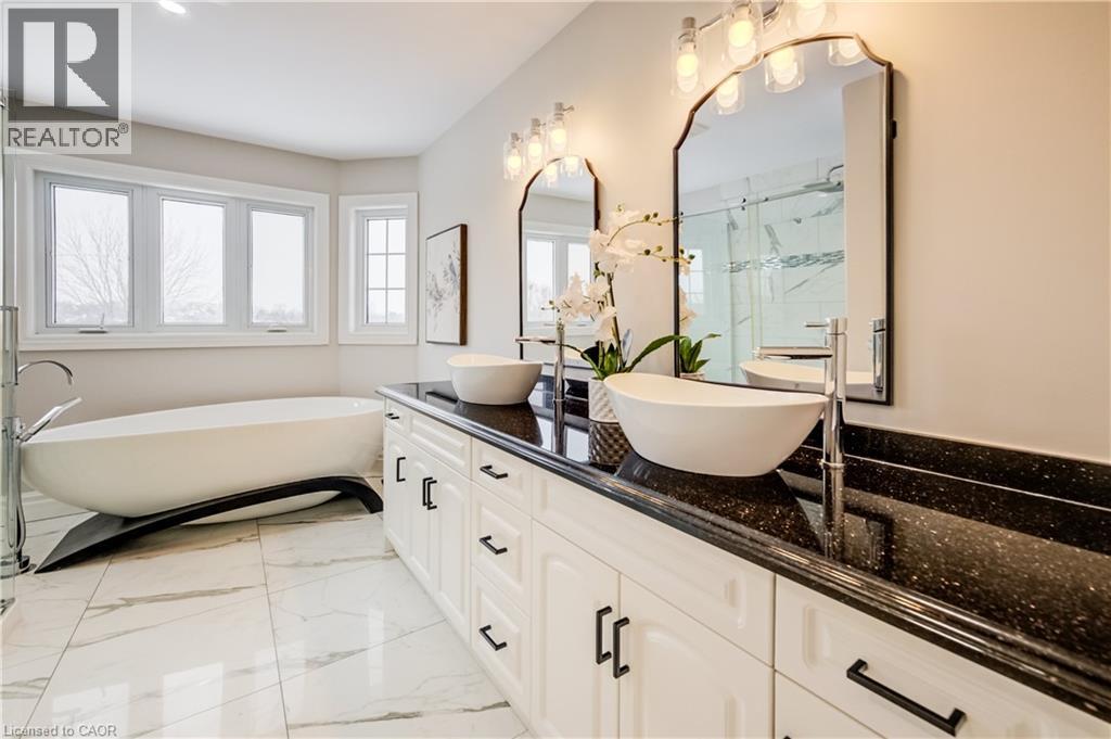 38 DEER RIDGE Crescent thumbnail 14