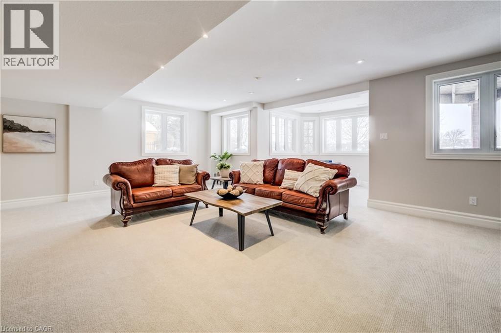 38 DEER RIDGE Crescent thumbnail 24