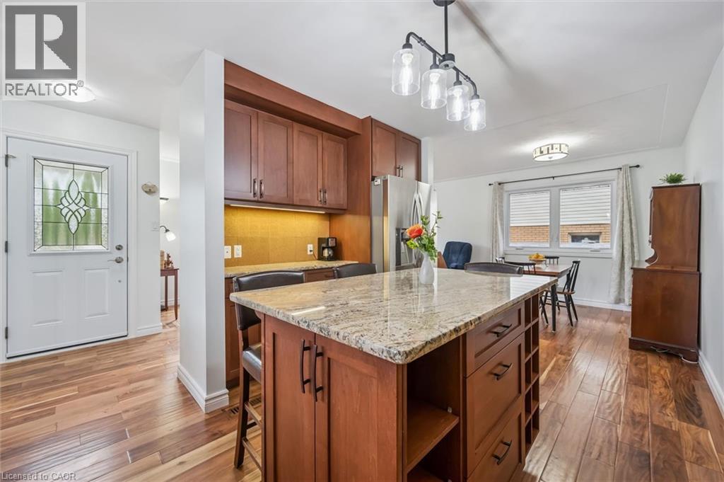 552 GREENBROOK Drive thumbnail 8