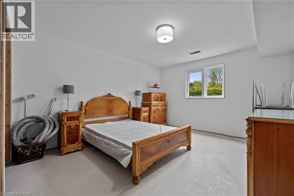1 BROWN Avenue thumbnail 34
