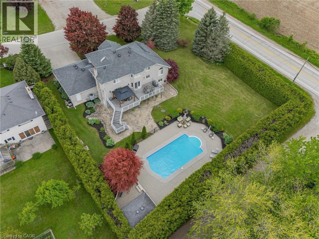 1 BROWN Avenue thumbnail 45