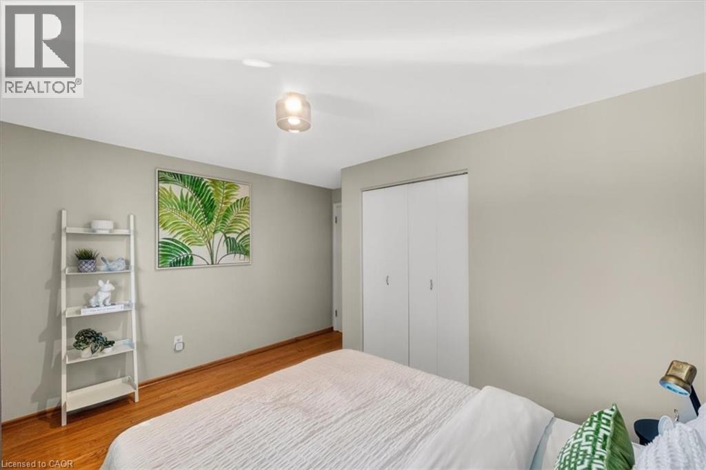 35 WEICHEL Street thumbnail 19