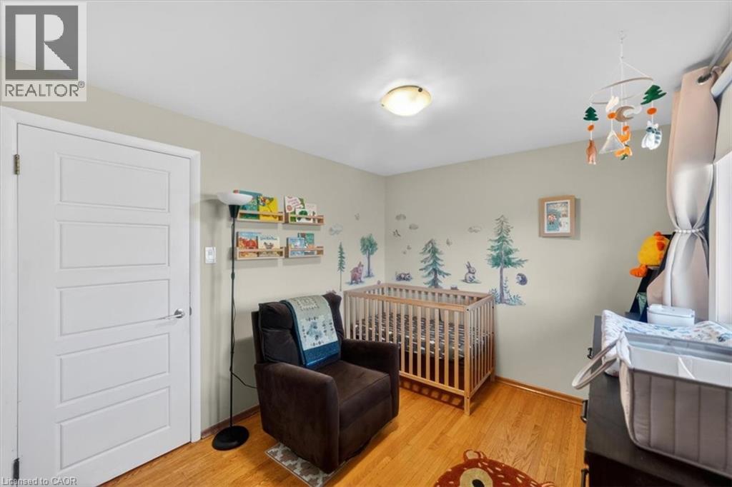 35 WEICHEL Street thumbnail 20