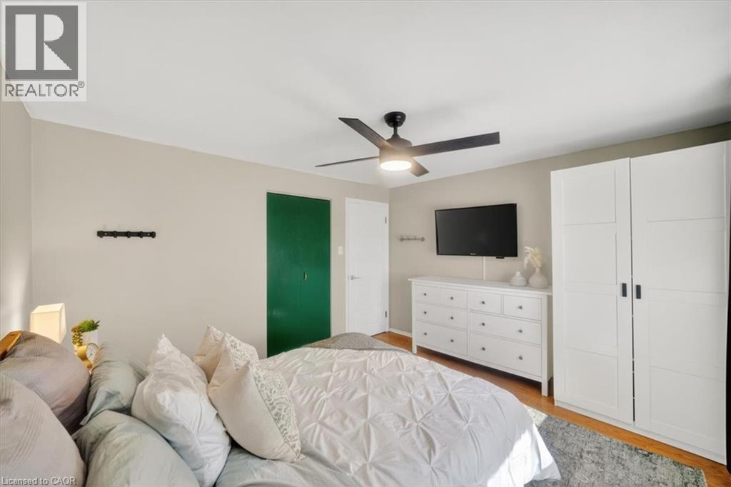 35 WEICHEL Street thumbnail 16