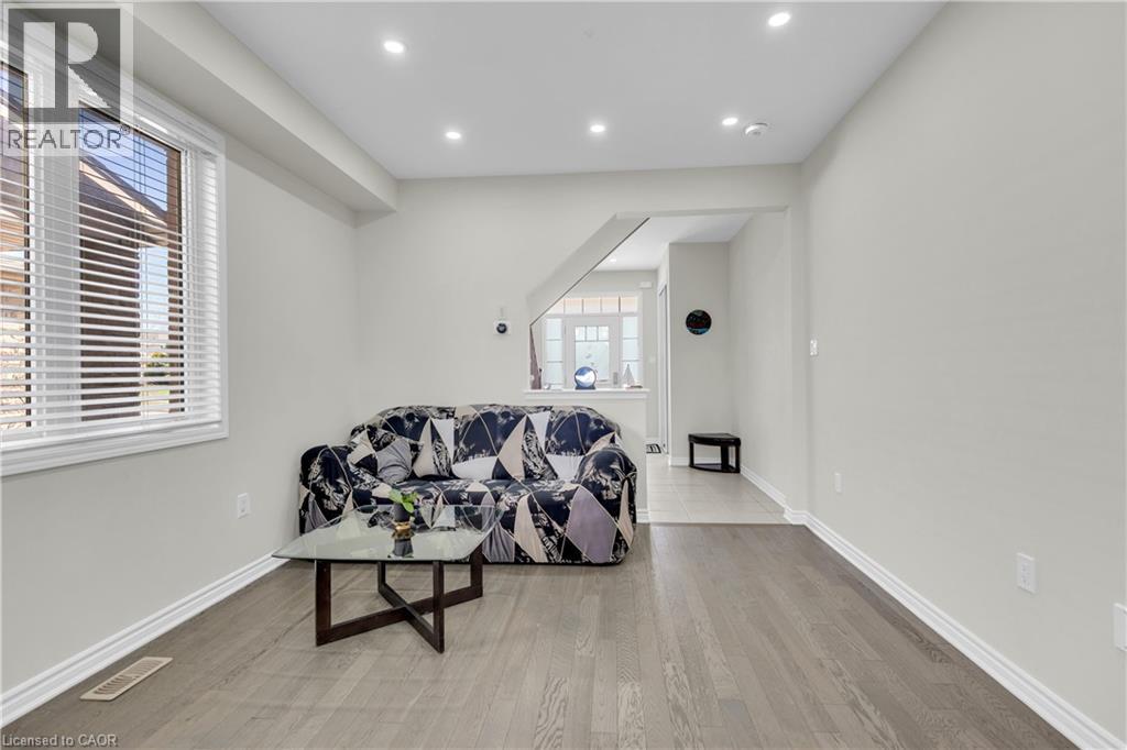 661 DOON SOUTH Drive thumbnail 15