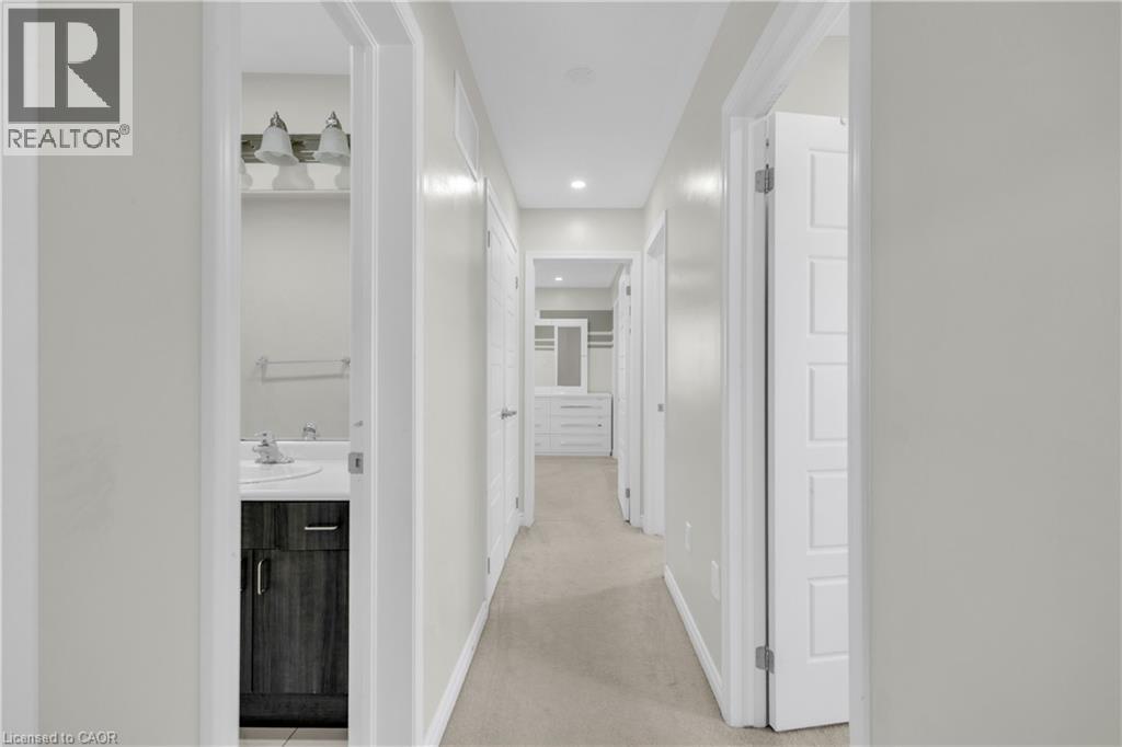 661 DOON SOUTH Drive thumbnail 22