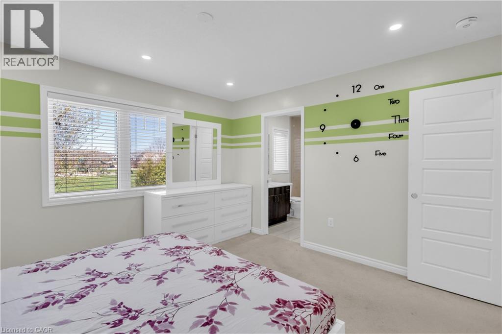 661 DOON SOUTH Drive thumbnail 33