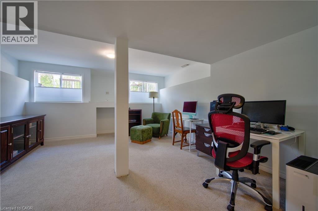 742 BROOKMILL Place thumbnail 28